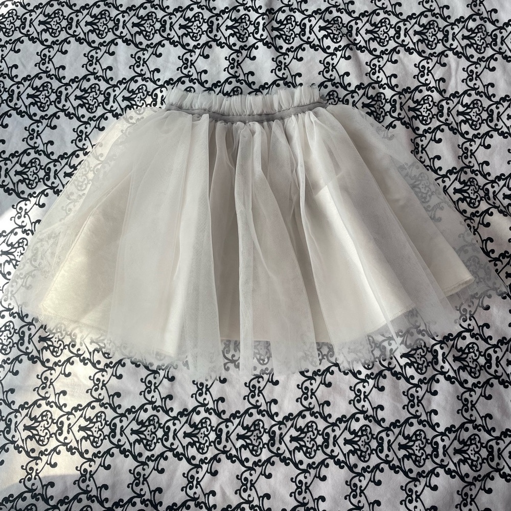 EUC Zara Kid’s Girls Light Gray Lines Tutu Toole Skirt Toddler’s Size 18-24 M